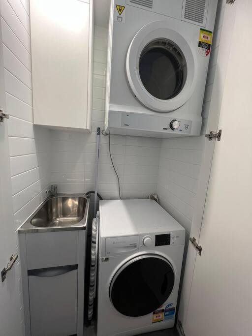 Emporium Residential 2 Bed 2 Bath 1 Car